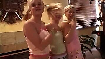 Amateur teen babe strips and masturbates with friends in little summer game 😏