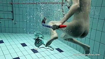 i’m loving loris and okunewa swimming as lesbians underwater