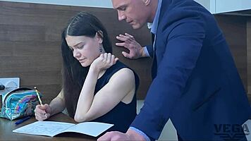 i fuck my pawg stepsister when no one's home.