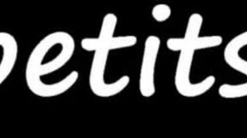 i licked me friend's wet pussy n she squirted wit orgasm, femdom.