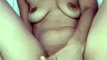 Brunette Young 18+ Fingers Pussy to Cum