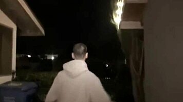 amateur teen 18+ explores herself solo