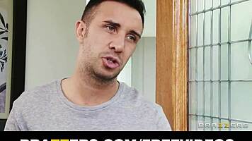 Natalia Starr fucks her best friend