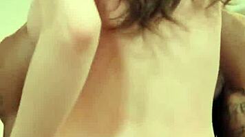 oh man i wanna screw this hot brunette teen deepthroat and make her gag and squirt all over me