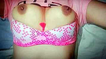 Real Hijastra Stays At Padrastro's House And Padrastro Takes Advantage