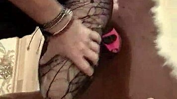 Andra Brazil teases with vacuum in solo play