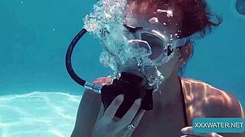 Minnie manga dives underwater for hardcore sex and blowjobs in the pool