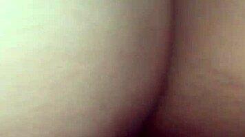 Aldatan karı genç arkadaşından doggyde creampie yiyor 😈