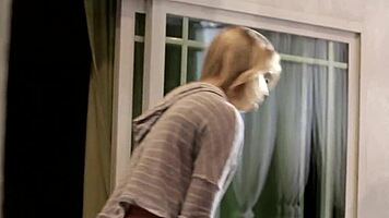 Ebony teen scissored hard by gorgeous dyke! Wow! 😍