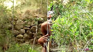 African ebony teen Bianka with short hair seduces stranger for rough outdoor banging.