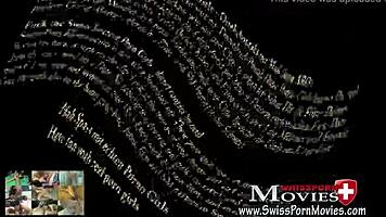 Schlampe Angekettet Hart Gefickt im WC