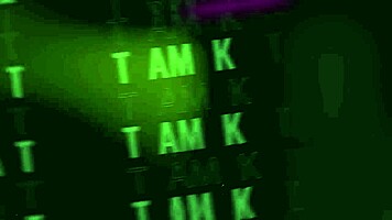 Hé, klein 18+ fit meisje in minirok, wil je deze grote zwarte lulvracht op je gezicht?