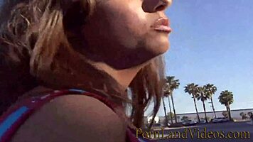 i'm lynn, bisexual wife fuckin' young sexy blonde