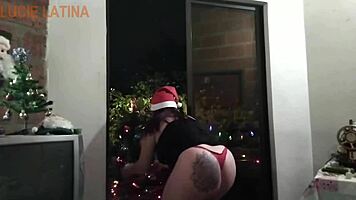 i couldn't resist her huge ass in tiny red thongs, craving that big black cock ride