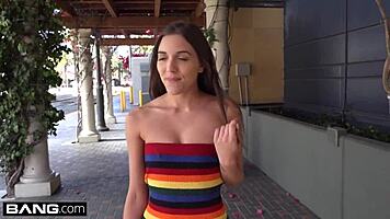 jessa blue moans on her knees in the stairwell for group fun 😏