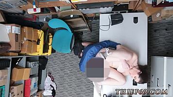 Amateur teen masturbates in mirror, suspects thief watching