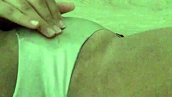 Watch young asian woman fingering to orgasm in early morning!