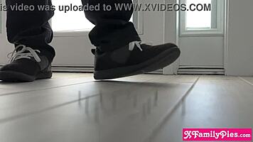 Kyler Quinn catches thieves and offers her body