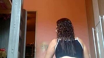 Hey, Watch This Portuguese Teen Amateur Brazilian Girl Dancing Funk So Seductively.