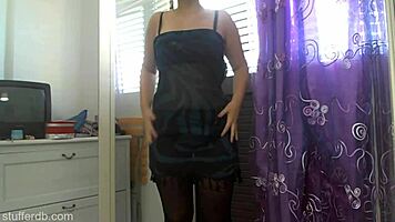 Sexy Thick Girl Shows Big Ass!