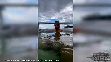 amelia miller jills off in the sauna listening to headphones