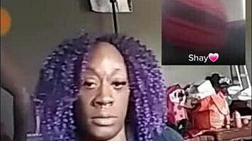 Slim milf twerking out