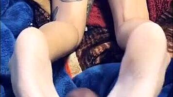 Watch Exotic Teen Worship Feet!