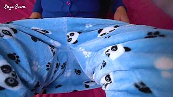 Parte 1 Mi Mujer No Esta En Casa Pero Mi Amiga Culona Si