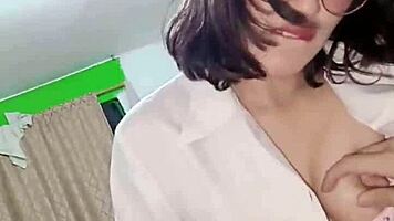 Cogiendo a mi alumna para subirle calificaciones, rica colegiala puta 😏