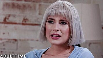 Lesbians Jessie Saint and Lulu Chu share cock in car ride