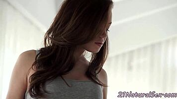 Petite euro babe fingers her shaved pussy 😍