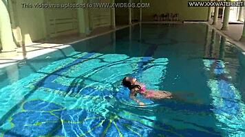 Jessica Lincoln enjoys being naked in the pool with her ex-girlfriend.