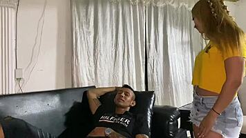 Invito a mi cuñado a dormir en mi cuarto, ¿qué pasa si mi esposo llega?