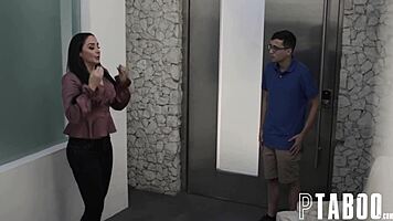 Sheena Ryder's Public Outdoor Fun With Ricky Spanish