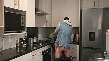 Maintenance Guy Caught Fucking Young 18+ Amateur in Anal First Time