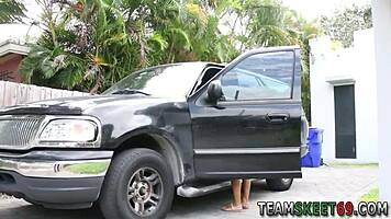 Smalltits Latina Teen Gets Hardcore Facial Cum in Public Outdoor Spot!