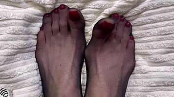 Stunning Foot Fetish By Liza Virgin With Dildo, Stockings, And Close-Up Masturbation