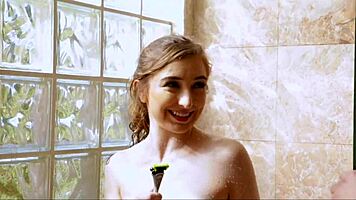 Watch These Stepsiblings Secretly Fuck Each Other in the Bathroom! Teen and MILF with Big Cock in Anal Threesome!