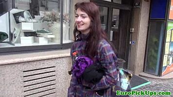 damn, that naked babe sucked me off in back seat