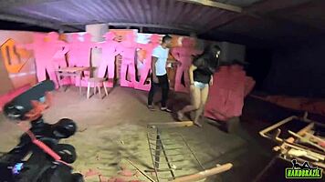 Gabriela Ramos records behind scenes with Bettohfitness in carpentry