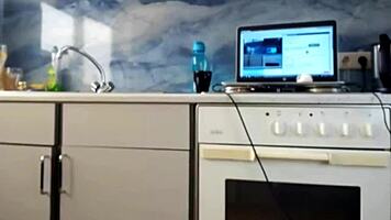 irresistible thong ass show 😏