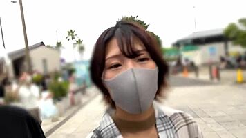 Part1 おっぱい性人さきちゃん《hカップの爆乳美容師と江の島でパコパコ生はめデート》初めての江の島を全力エンジョイスタイル抜群デカパイ美女とイチャラブデート 「えっちしたい」ホテインして即ベロキス 速攻生ハメで至高のデカ乳めがけて大量射精 エロコスに着替えて爆乳をばるんッばるんッと乱舞させながらイキまくりファ〇ク！担当スタイリストの子宮に直射中出しマーキング【しろうとハメ撮り】