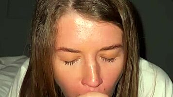 Sexy homemade deepthroat best friend