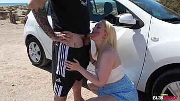 sharing my girlfriend with a stranger for some fun 1 on 1 action 😏