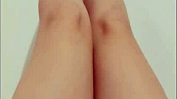 Foot Fetish Depravedminx In Public Squirting Scene