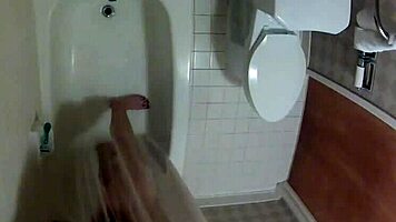 Lola foxx shares behind-the-scenes teen 18+ moments