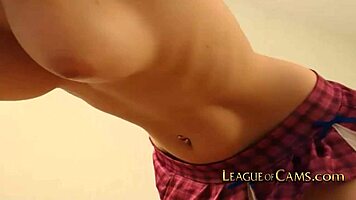 Hey, wanna see this teen brunette in a skirt squirt for her fans?