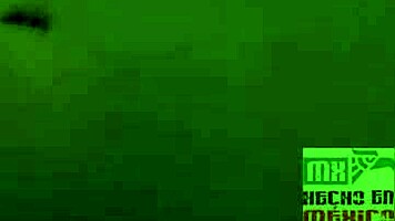 frotada intensa a mi flaquita sophie con corrida interna