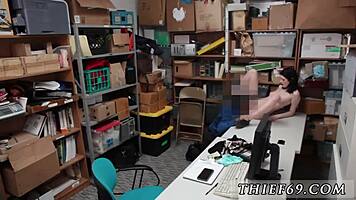 Female Cop Faces First-Time Suspect Caught Red-Handed During Store Transfer. Tension Builds in Unexpected Encounter.