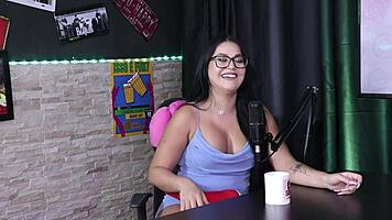 Blonde Joins Bisexual Couple With Player